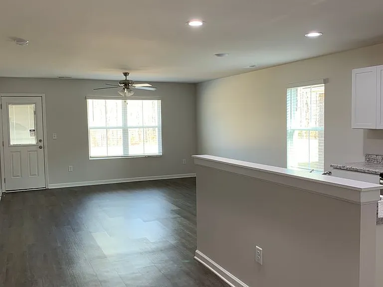 2165 Kilpatrick Ln — Photo 6