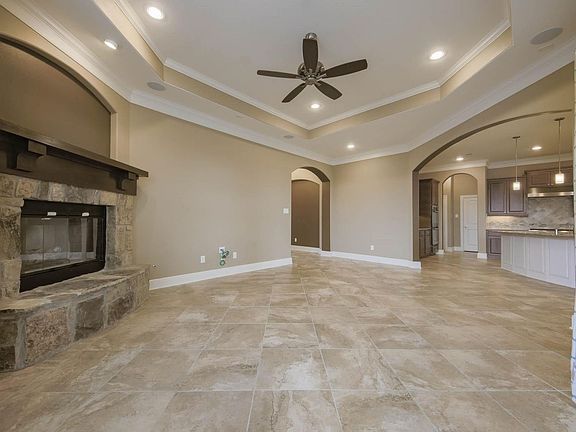 5th image of 24307 Mirandola Ln #0