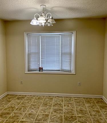 4th image of 801 Courtyard W #801