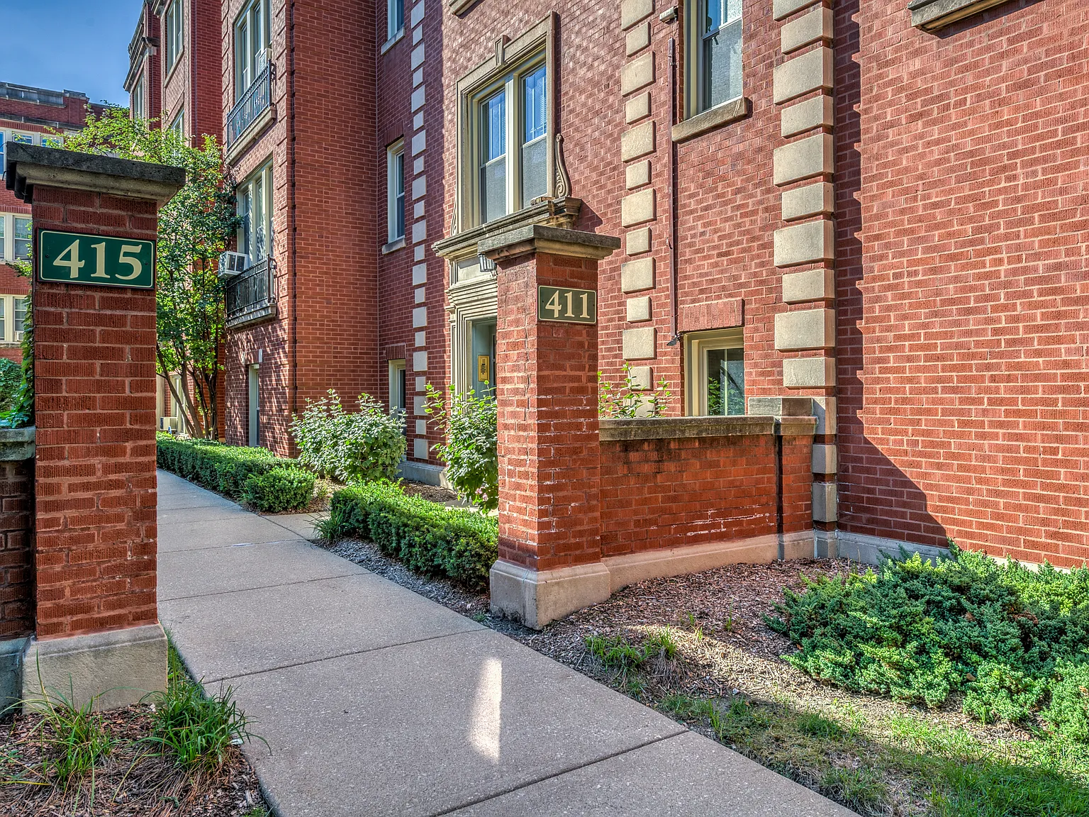 415 S. Harvey — Photo 1