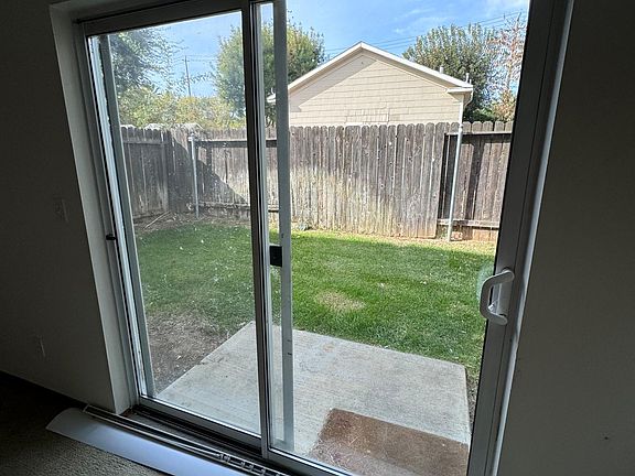 3rd image of 502 Thomas St #502