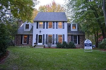 1st image of 2900 Whitewood Dr