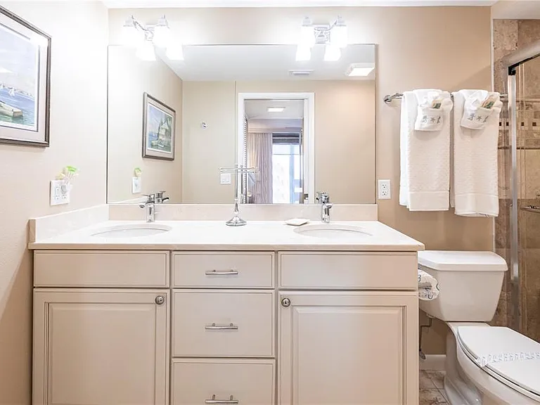 1055 W Peppertree Dr #703AA — Photo 18