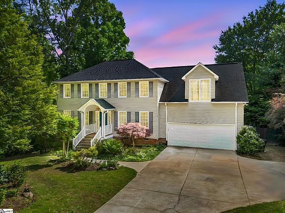 2nd image of 7 Fox Creek Ct