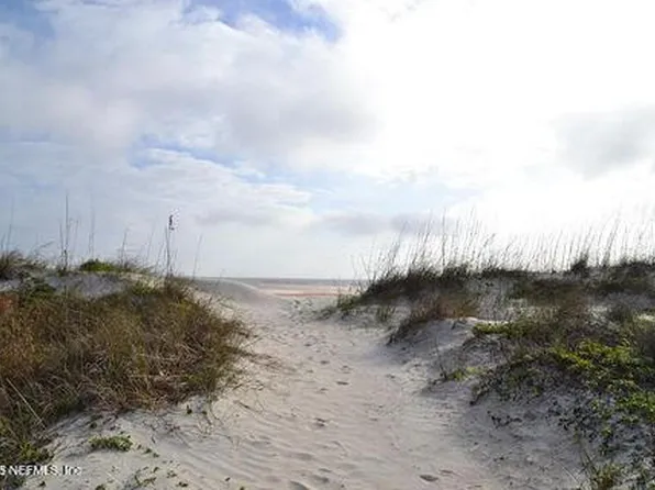 1000 3rd St #D, Neptune Beach, FL 32266