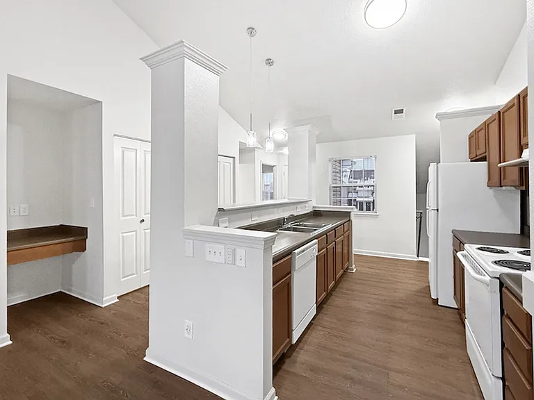 400 Beachfront Dr — Photo 18