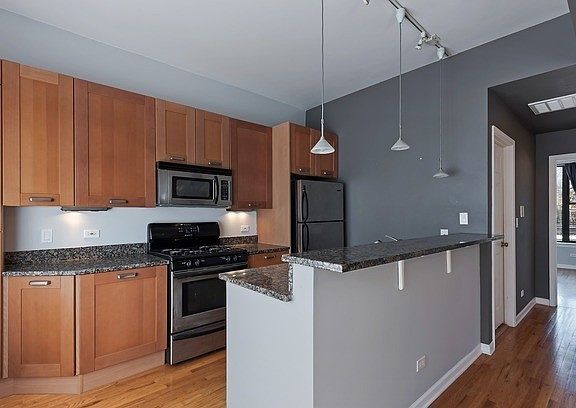 5th image of 1314 W North Shore Ave APT 2S