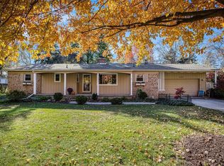 2283 Hulett Rd, Okemos, MI 48864