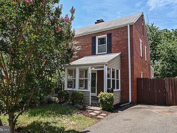 3rd image of 400 S Veitch St
