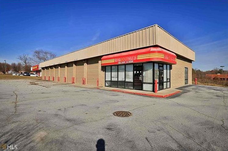 1st image of 406 Grayson Hwy
