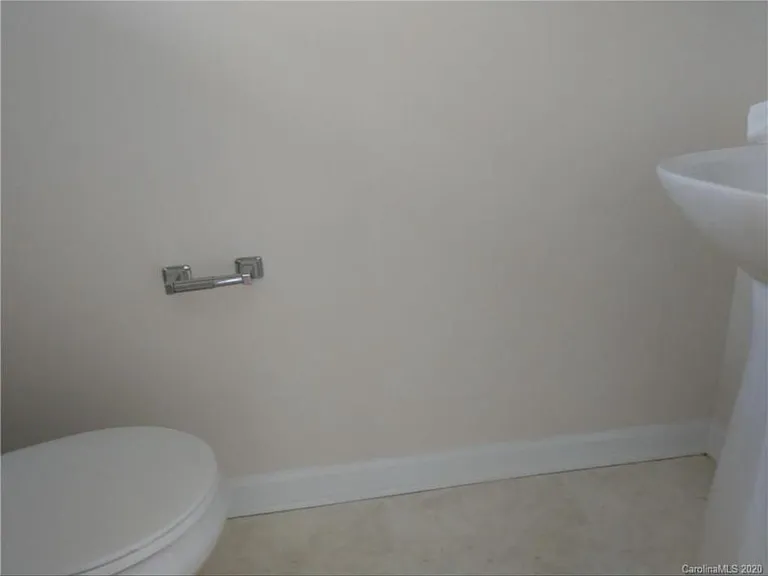 4058 Glenlea Commons Dr — Photo 14