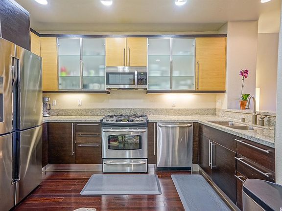 3rd image of 10609 Bloomfield St APT 201