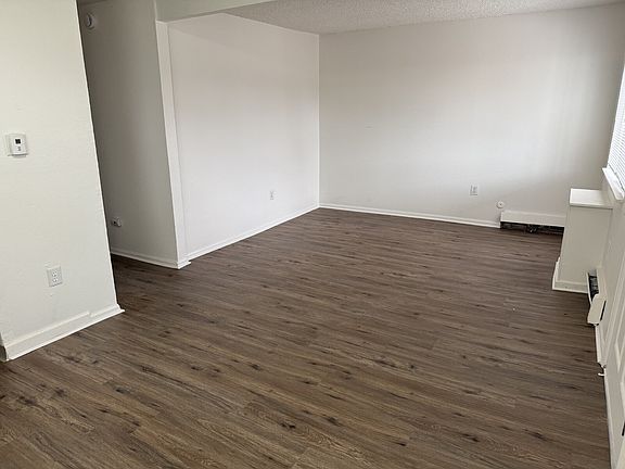 3rd image of 1230 Winona Ct APT 5
