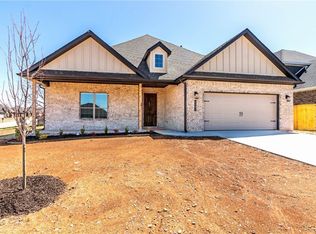 6201 S 59th St, Rogers, AR 72758