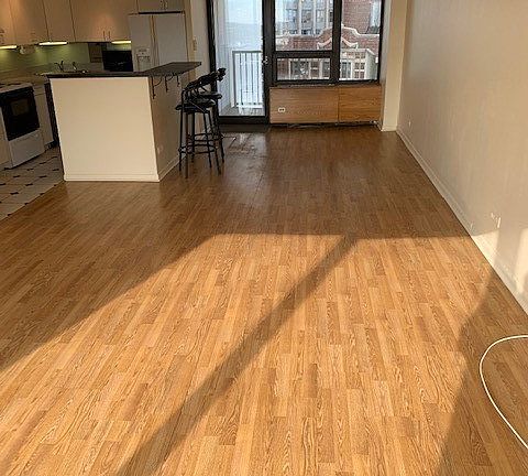 4th image of 3930 N Pine Grove Ave APT 1016