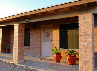2910 W Alvaro Rd, Tucson, AZ 85746