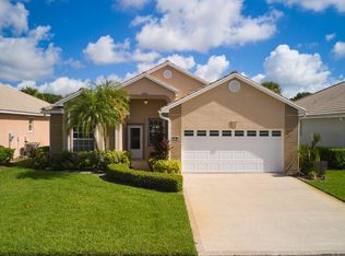 907 NW Sarria Court, Port St Lucie, FL 34986