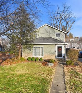 52 N Ardmore Rd, Columbus, OH, 43209