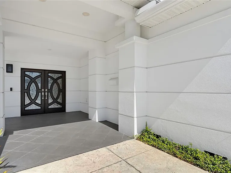 24 Adalia Ave — Photo 5