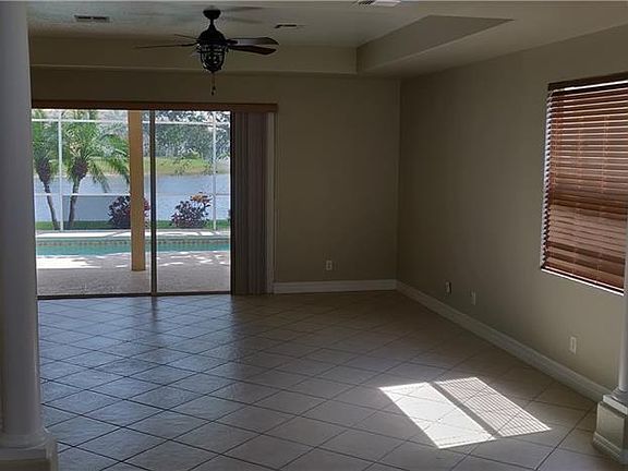 3rd image of 2683 Sunset Lake Dr