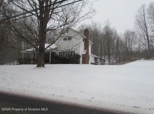 691 Madisonville Rd, Madison Township, PA 18444