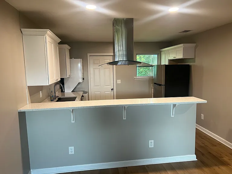 5 E Fairmont Ave #A — Photo 4