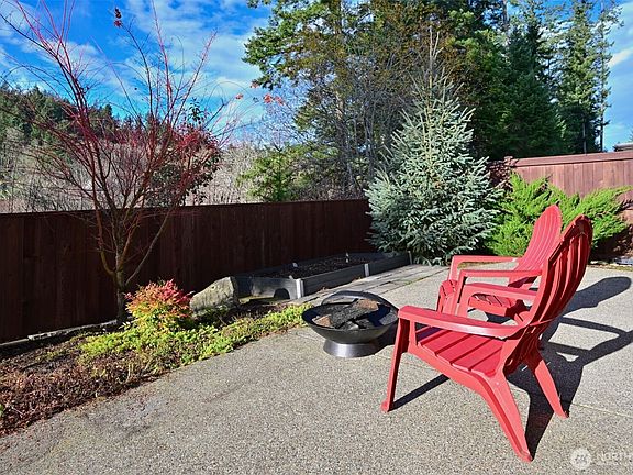 4th image of 10763 Armada Avenue NW