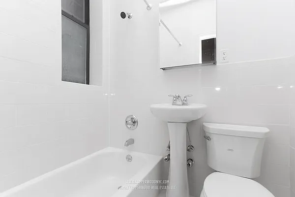 Rented by Copperwood Real Estate | media 12