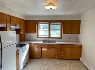 1117 N 18th St #5, Bismarck, ND 58501