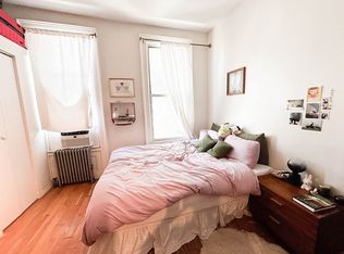 106 Huron St APT 2L, Brooklyn, NY 11222