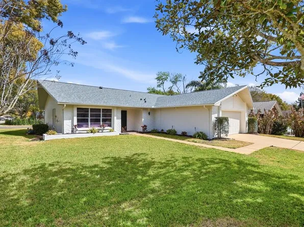 3013 Gregor Ct, Palm Harbor, FL 34684