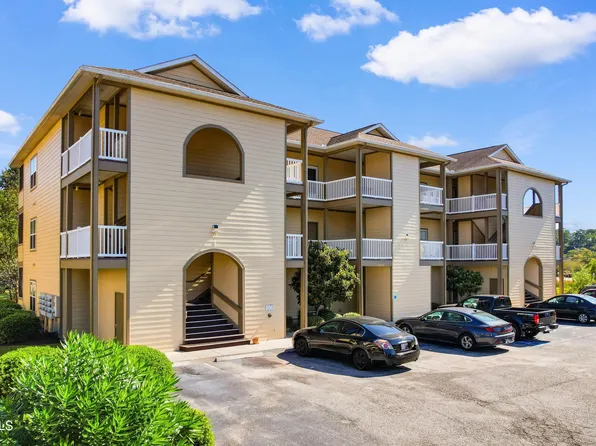 4102 Pinehurst Circle Apt 1i, Little River, SC 29566