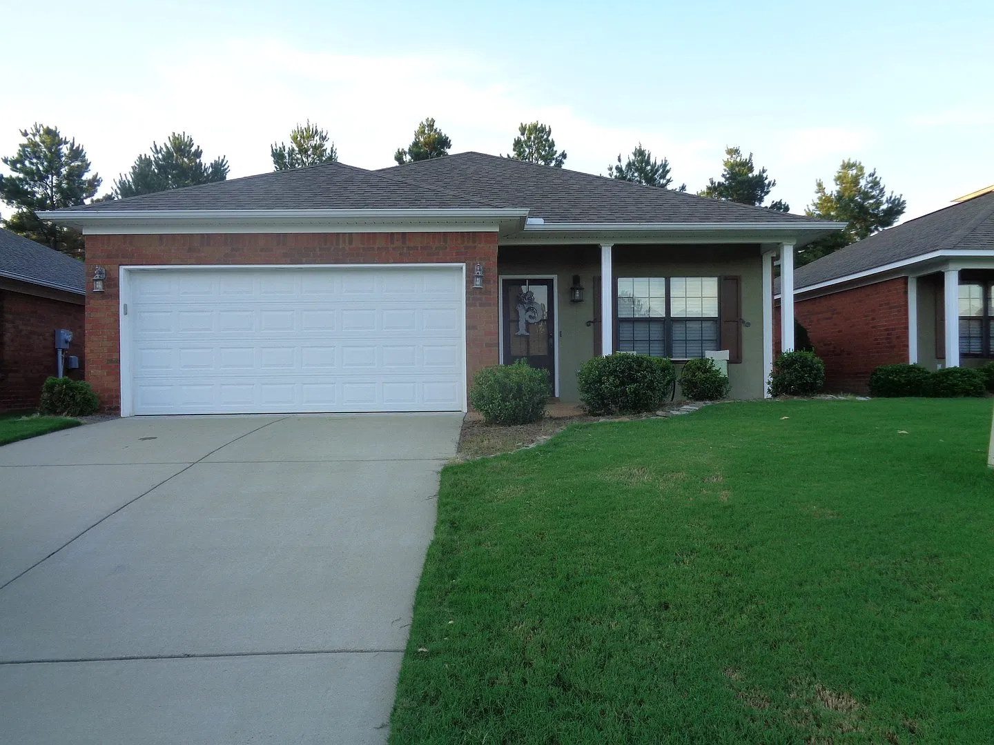 3BR/2BA For Rent — Photo 1
