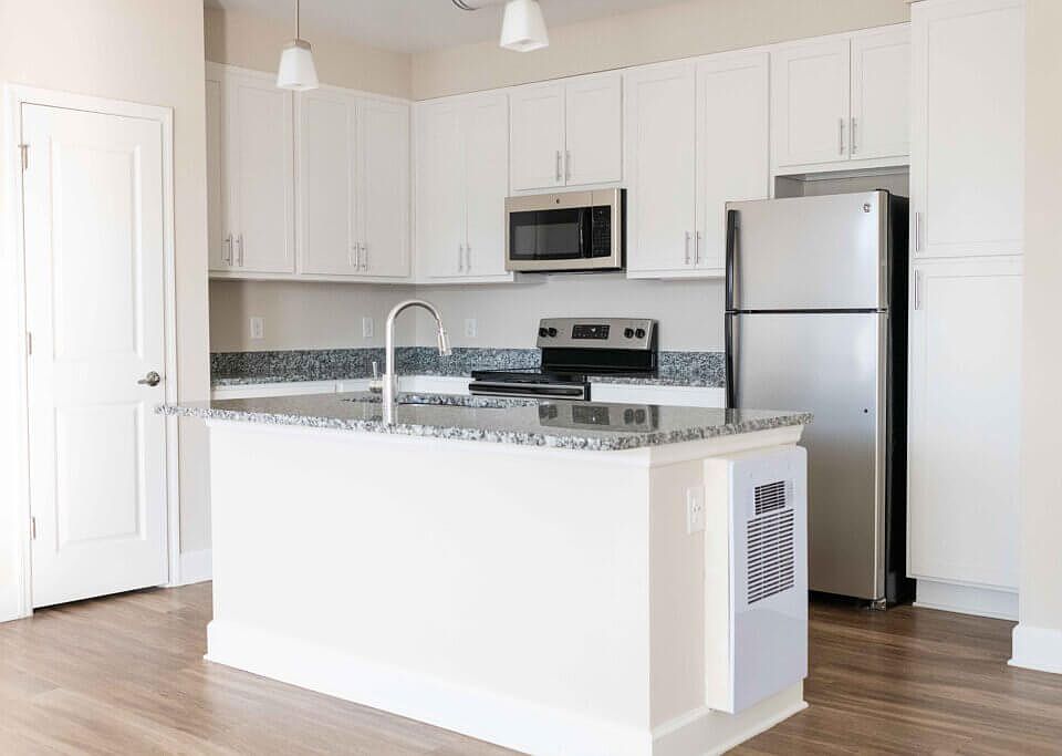 1st image of 4005 Galantis Dr #3B-2Ba