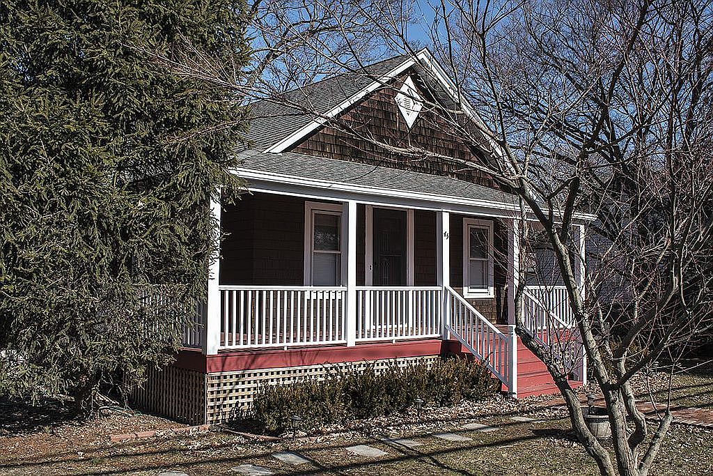 45 Moffitt Blvd, East Islip, NY 11730 Zillow