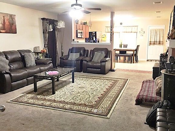 3rd image of 8104 Stowe Springs Ln