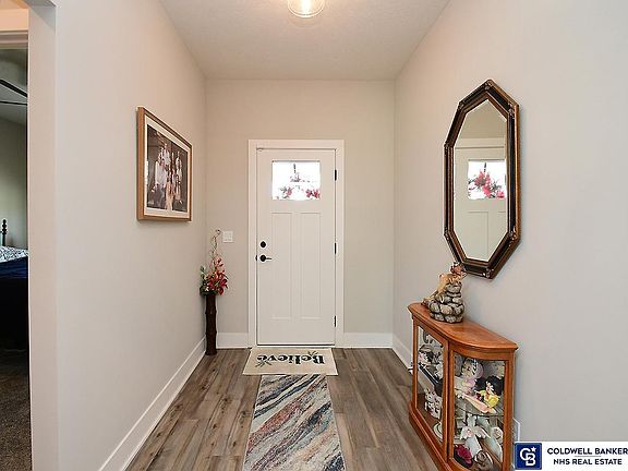 4th image of 10113 S 180th Avenue Cir