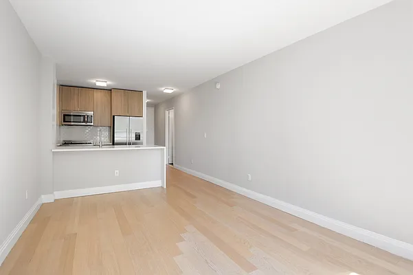 Rented by Greystar | media 2