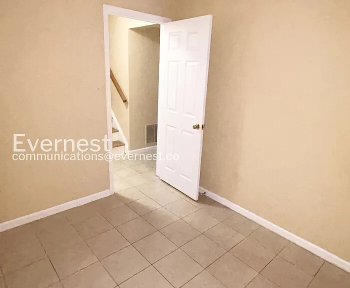 7345 Rhondda Dr — Photo 22