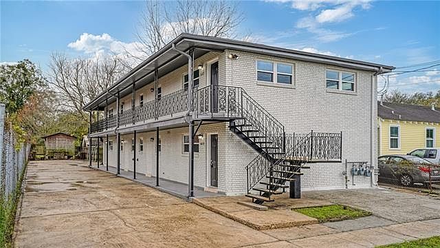 1st image of 6608 Dauphine St