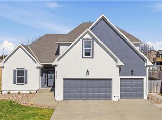 21030 W 224th St, Spring Hill, KS 66083