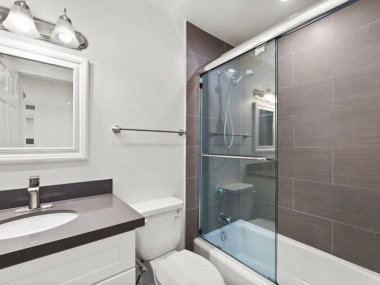 1950 Rodney Dr #105 — Photo 11