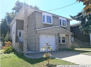 28 Cherry Pl, Staten Island, NY 10314