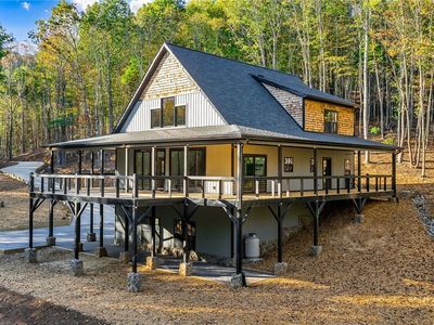 250 Noahs Ridge, Fleetwood, NC, 28626