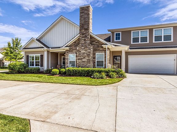 3rd image of 2252 Stonecenter Ln