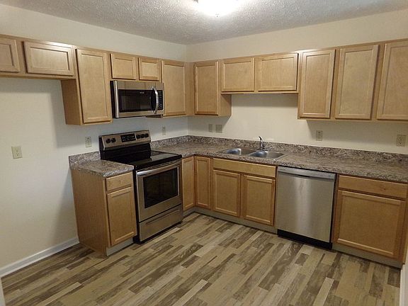 5th image of 33149 Beverly Ln