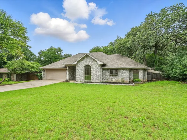 500 Oakhill Dr, Denton, TX 76201