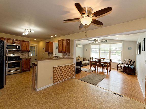 5th image of 101 Juniper Pl