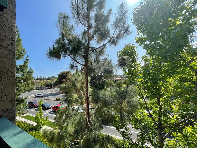 412 N Bellflower Blvd #208 — Photo 60