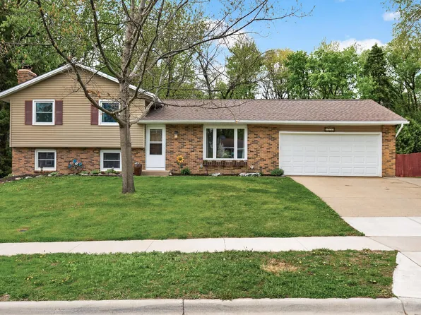 6839 133rd St W, Apple Valley, MN 55124